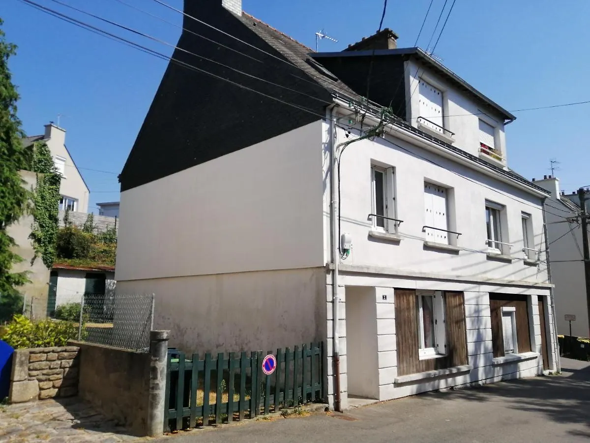 NOUVEAU - T2 Industriel - Quartier historique - WiFi - Parking - Netflix Hennebont