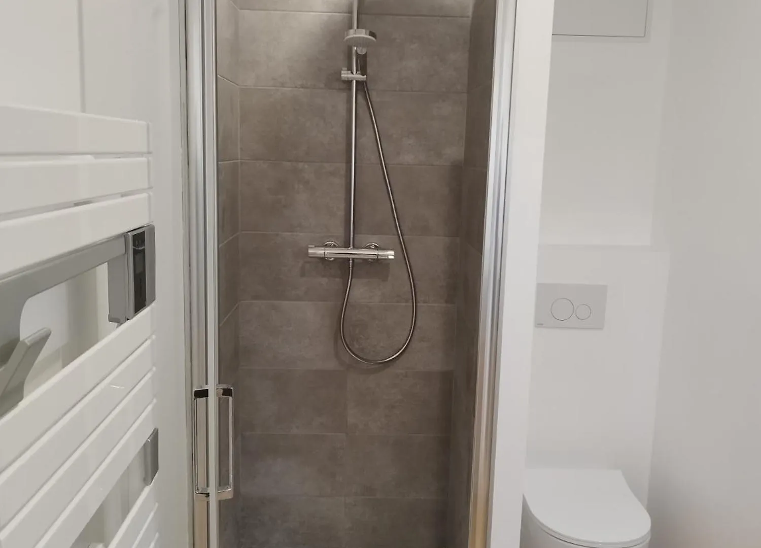 NOUVEAU - T2 Industriel - Quartier historique - WiFi - Parking - Netflix Hennebont 0*,  France